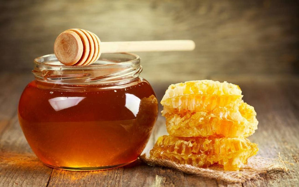 5 simple ways to determine the quality of honey at home